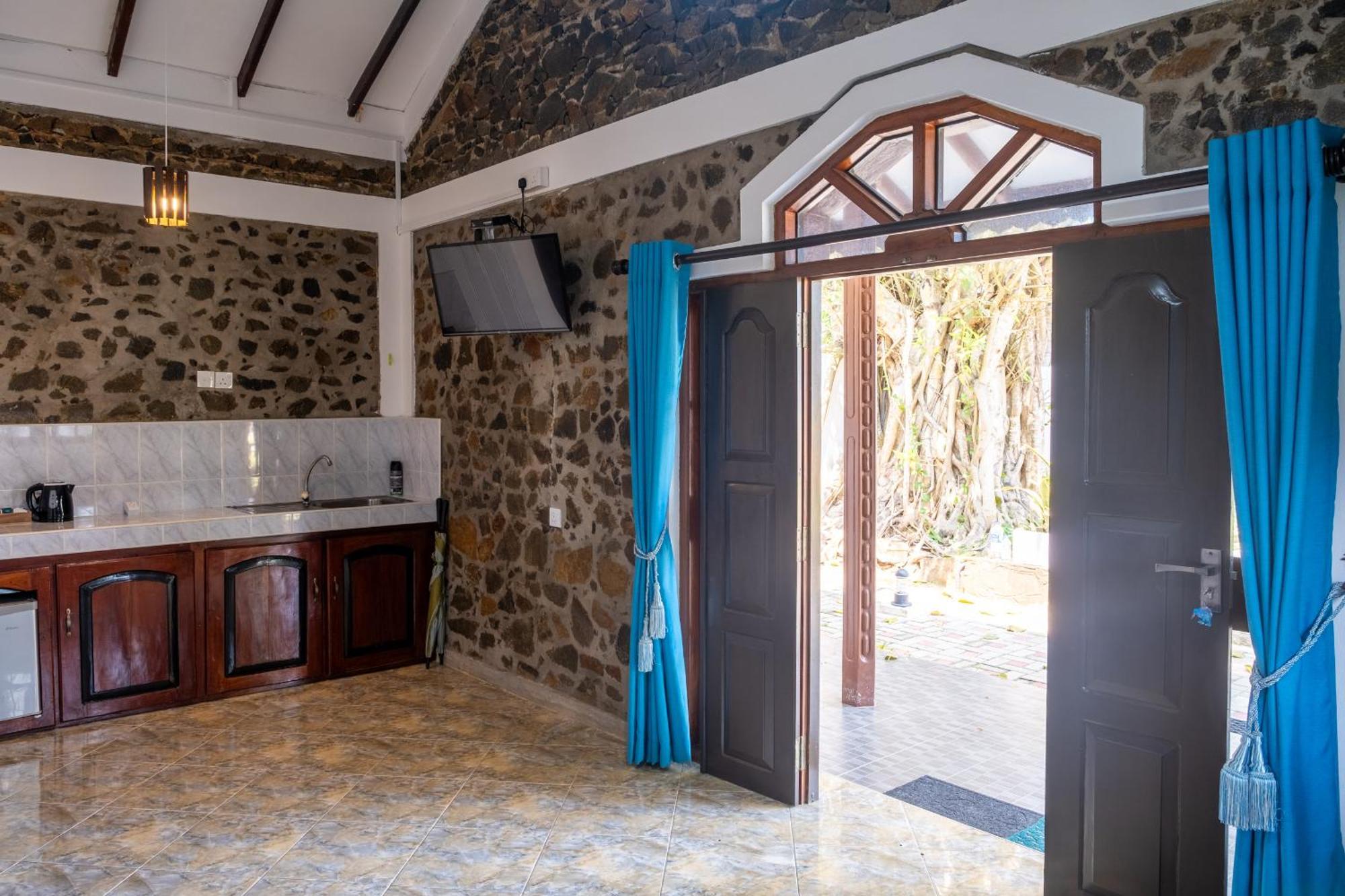 Serenity Beach Cabanas Tangalle Extérieur photo