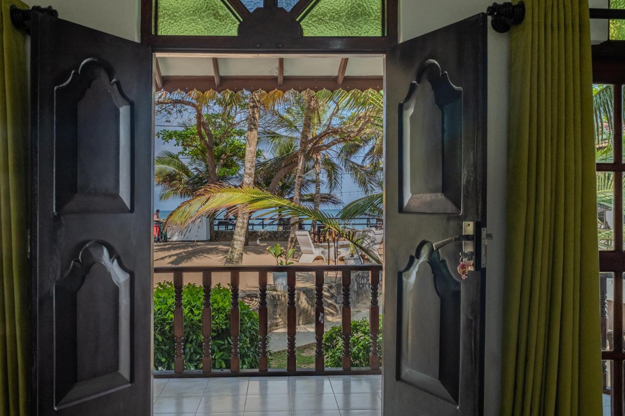 Serenity Beach Cabanas Tangalle Extérieur photo
